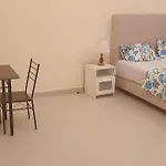 Ensuite Large Vip Room
