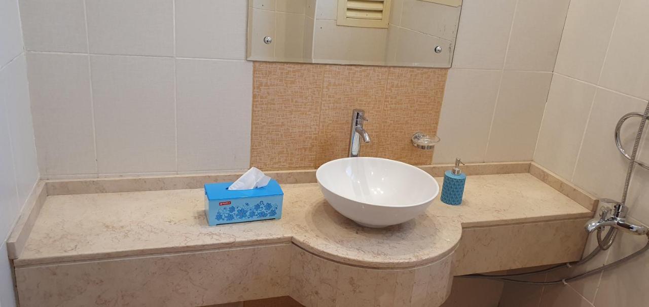 Ensuite Large Vip