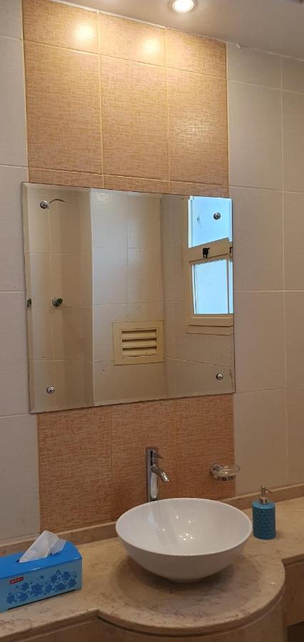 Ensuite Large Vip Abu Dhabi